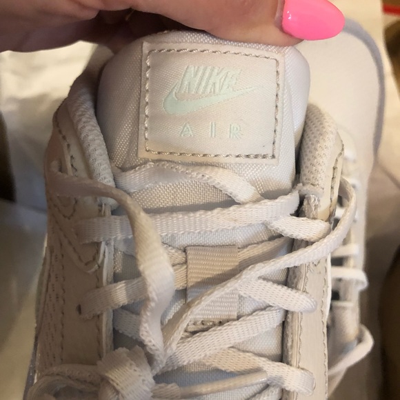 Nike Women’s Air Max SC Platinum Tint/Barely Green - Picture 8 of 12